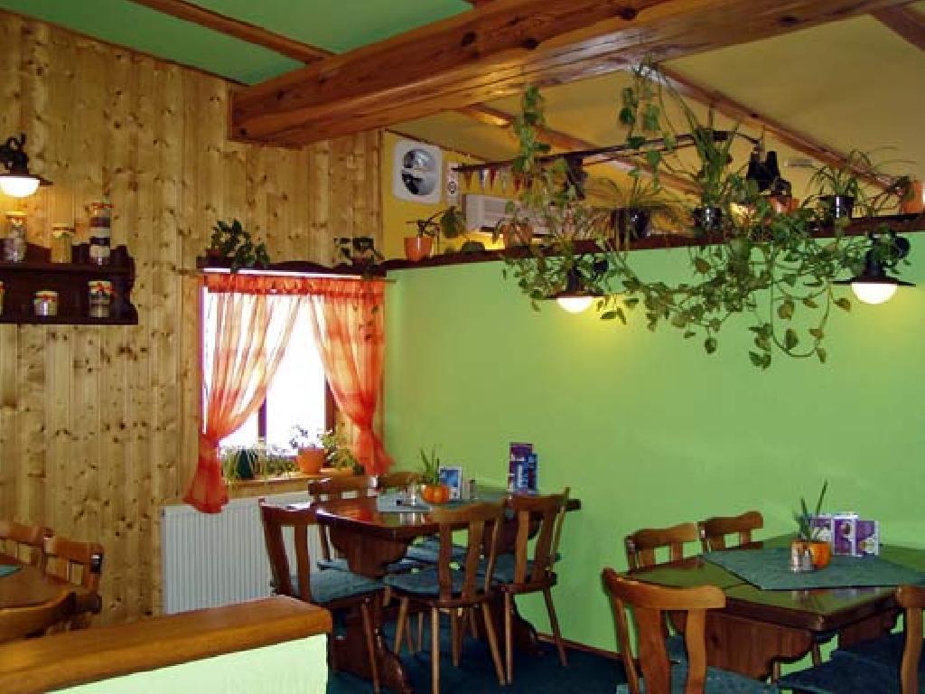 Restaurace A Penzion U Vladaru Mikulášovice Екстериор снимка